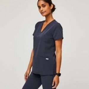 Figs Quiet Navy Scrub Top